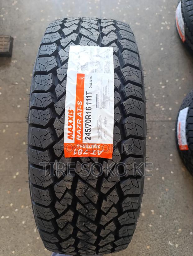 245/70r16 Maxxis Razr at-781