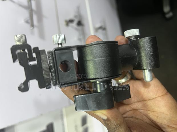 D-Type Flash Bracket for Umbrella, Speedlight - thumbnail 2