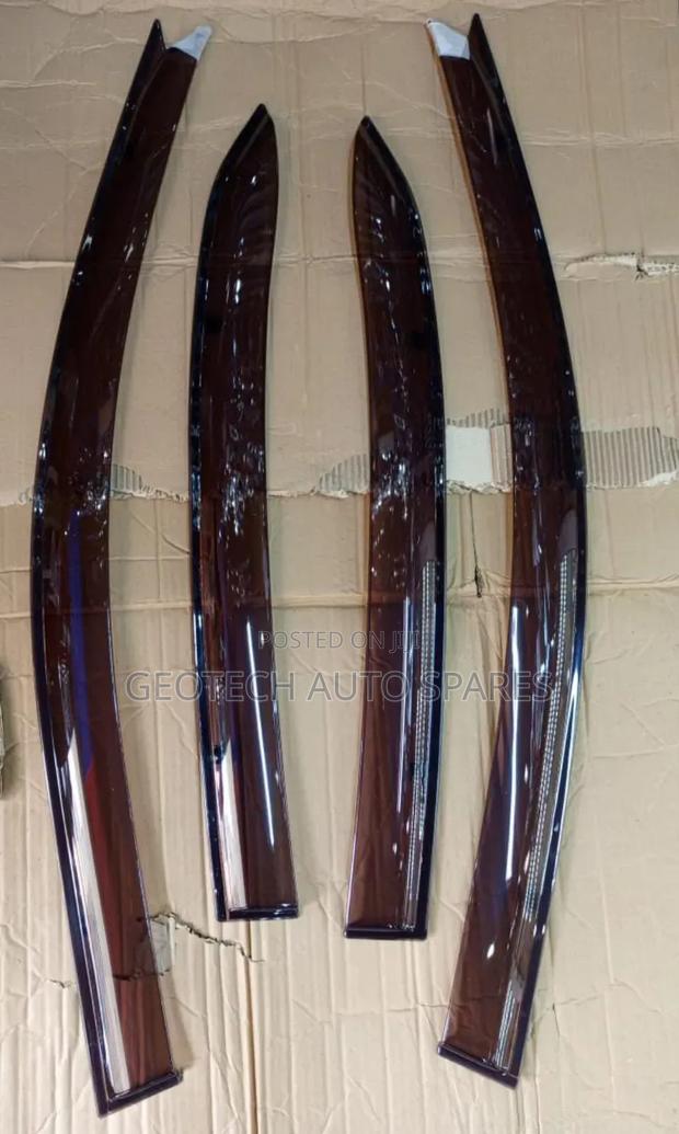 Toyota Premio 260 / Allion Original Windbreakers - main view