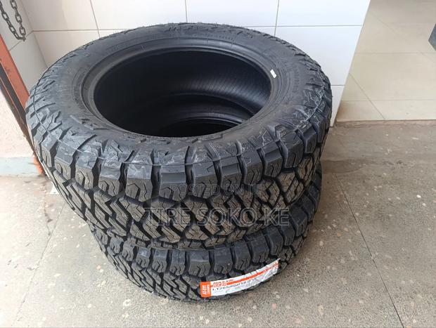 265/60r18 Maxxis Razr At811 - thumbnail 4