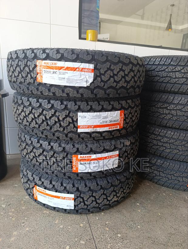205r16c Maxxis At980