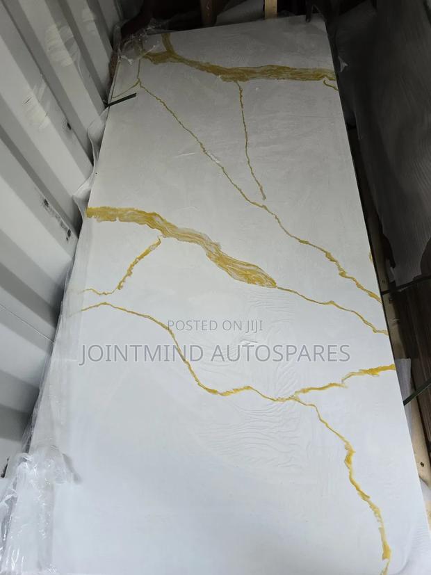 Quartz- Carrara Gold - thumbnail 3