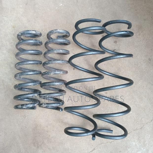 BMW 320i Heavy Duty Spring - main view