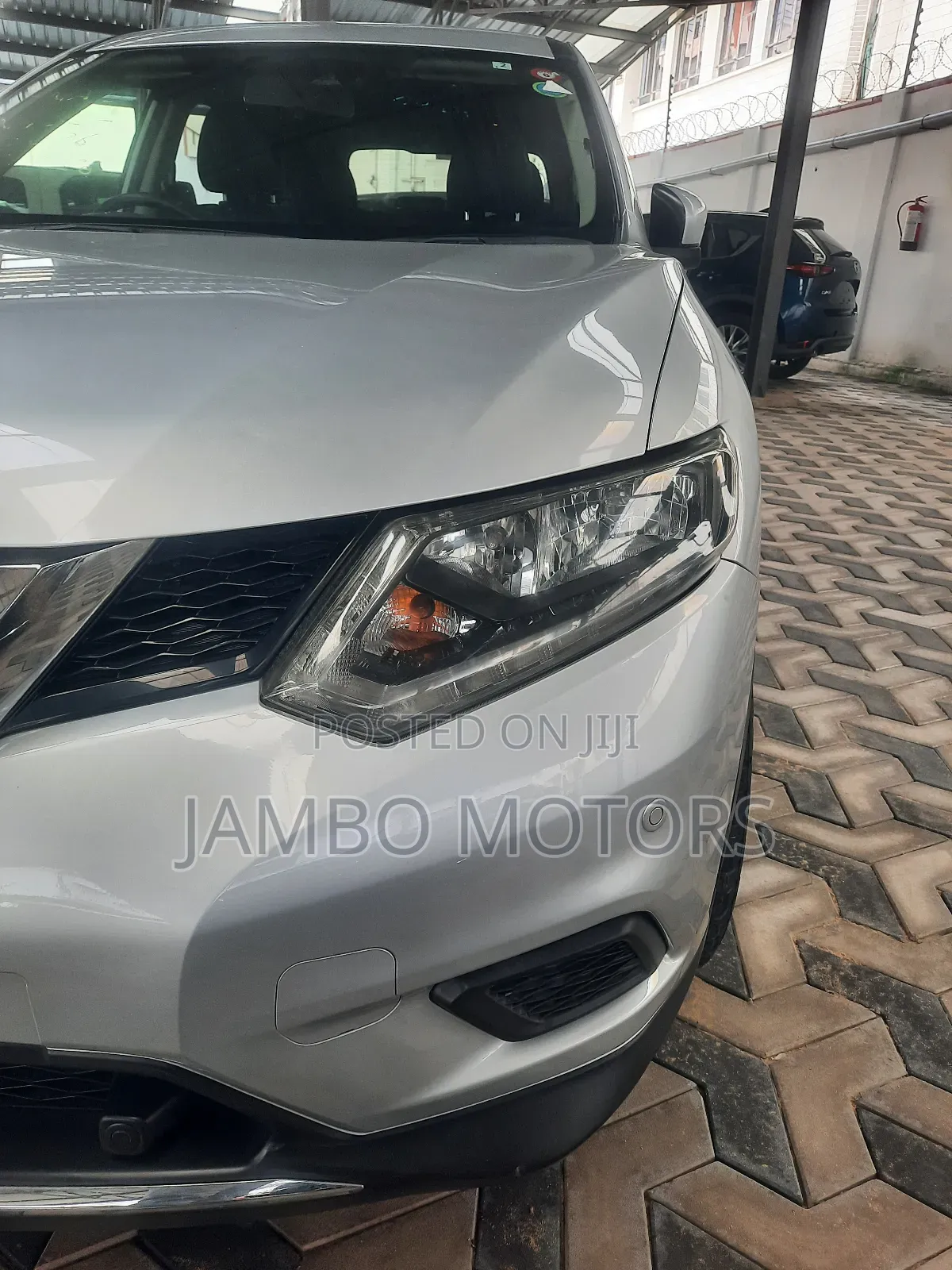 Nissan X-Trail 2.0 Petrol FWD 2017 Silver