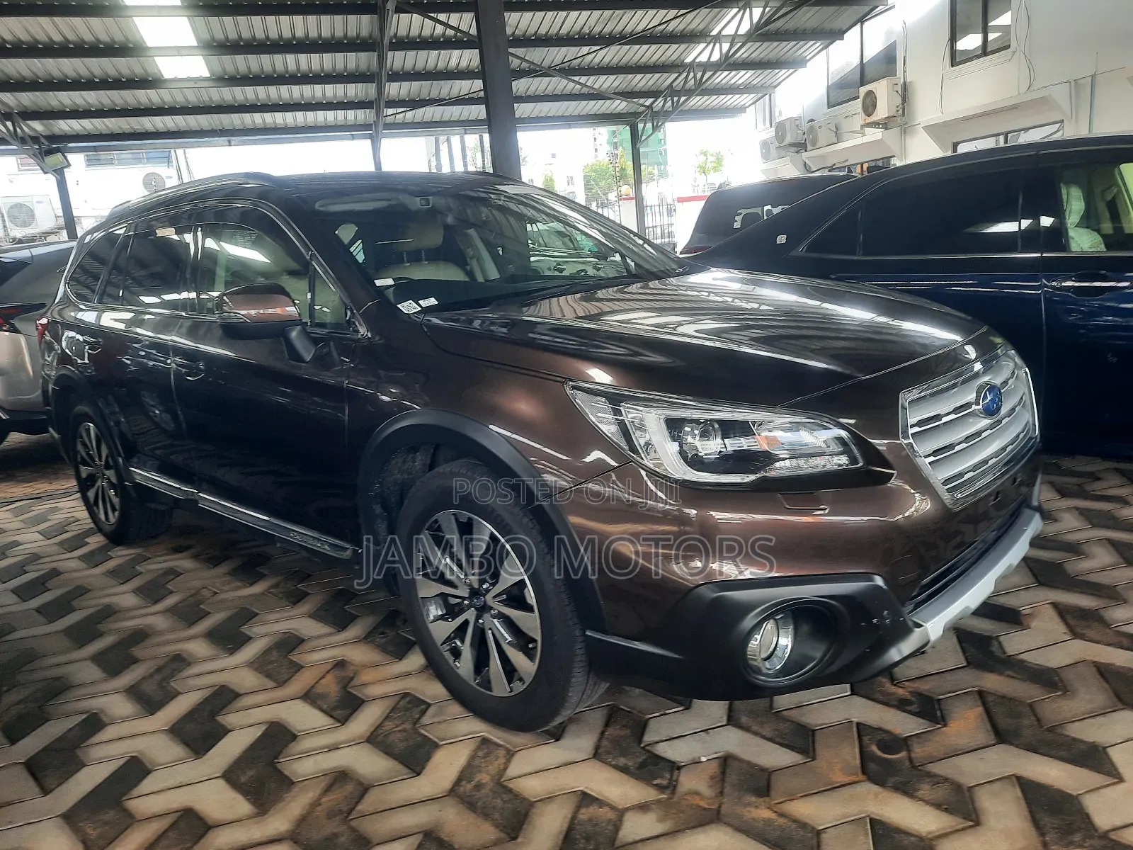 Subaru Outback 2.5i Touring AWD 2018 Brown