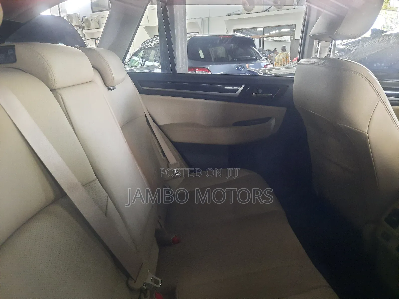 Subaru Outback 2.5i Touring AWD 2018 Brown
