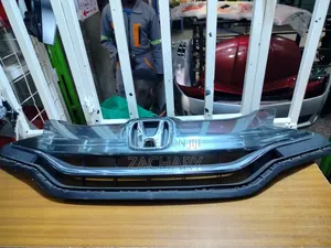 Grill Honda Fit (2015)
