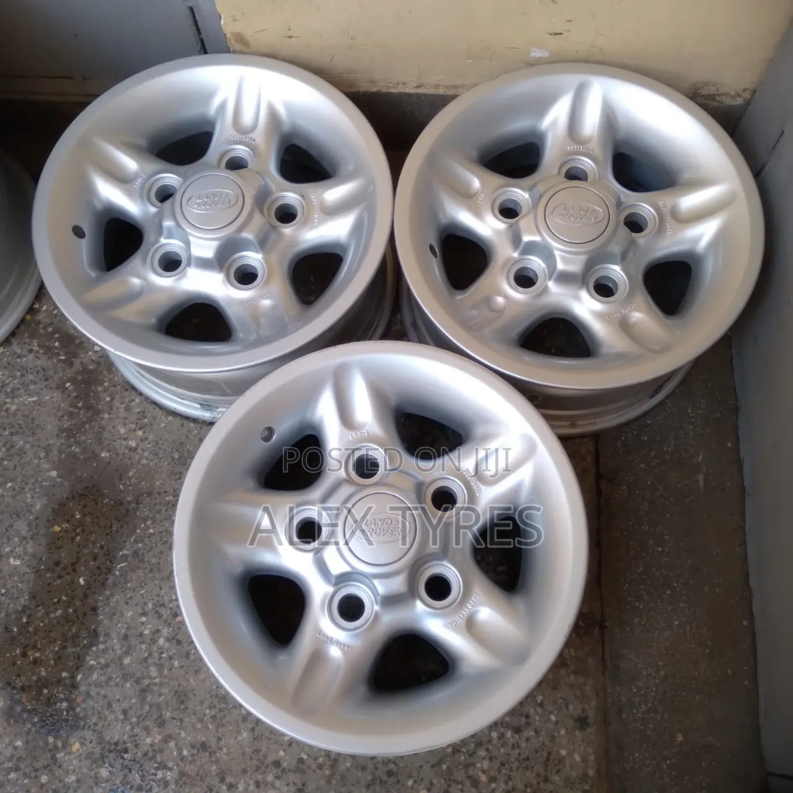 Size 16 Inches Landrover Original Rims Set
