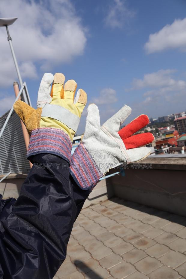 Short Leather Gloves Available In All Sizes.