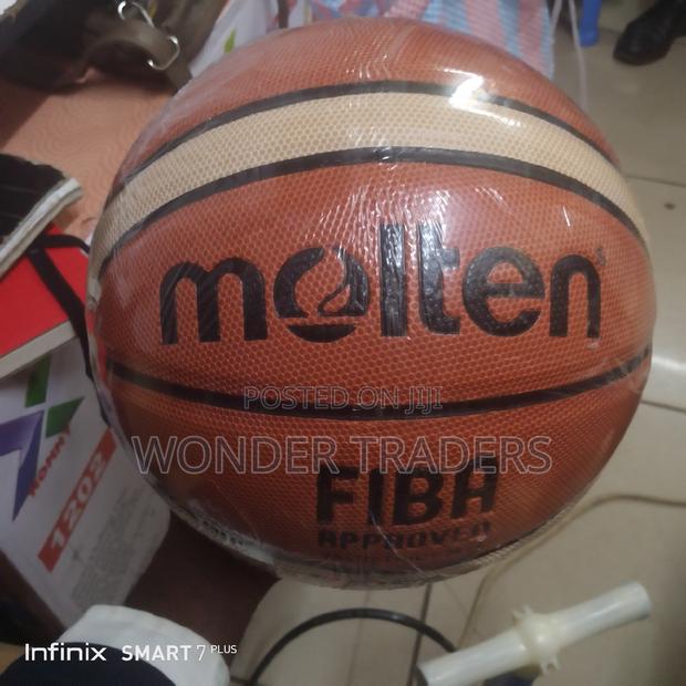 Molten Basketball Size 7