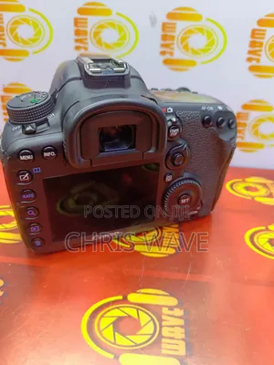 Canon 7D Mark Ii With Extra Battery and Bag