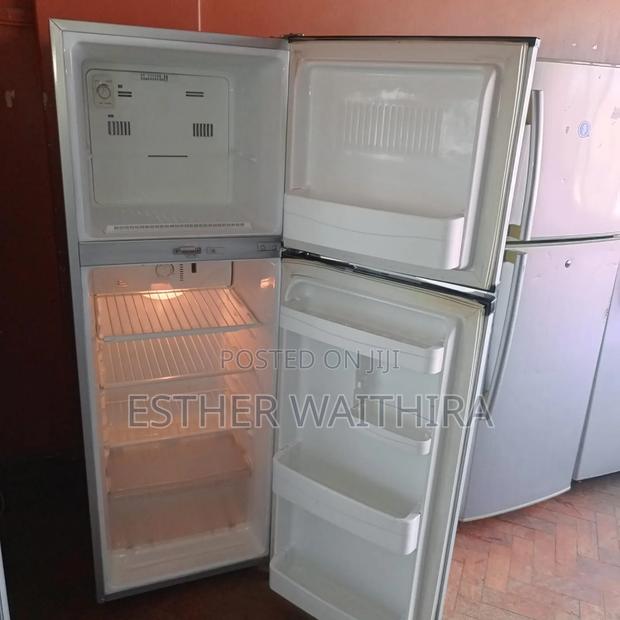 Quality Refrigerator 300l - thumbnail 3