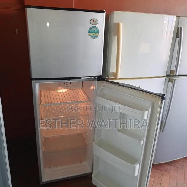 Quality Refrigerator 300l
