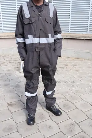 Mechanical Overall With Reflective Strips