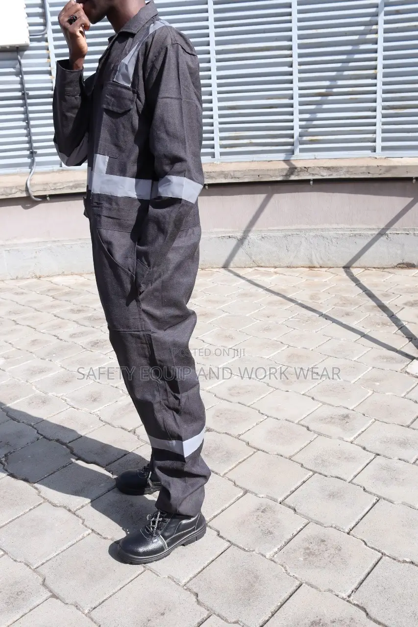 Mechanical Overall Reflective With Pockets