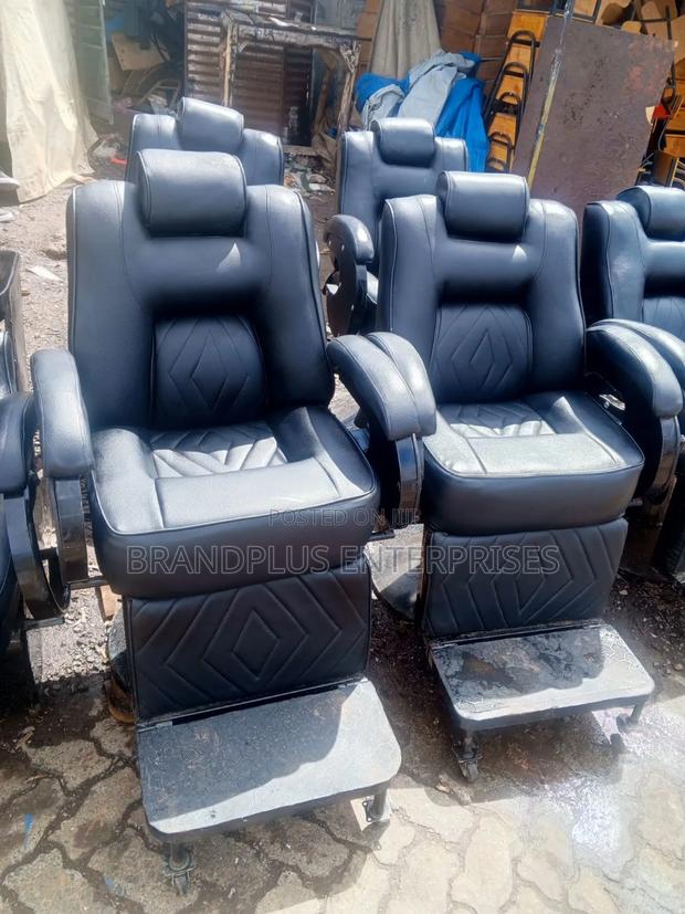 Barber/Kinyozi Seat - main view