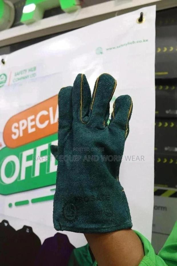 Short Green Leather Gloves - main view