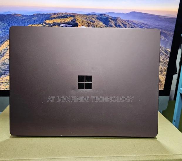 Laptop Microsoft Surface Pro 3 8GB Intel Core i5 SSD 256GB - thumbnail 2