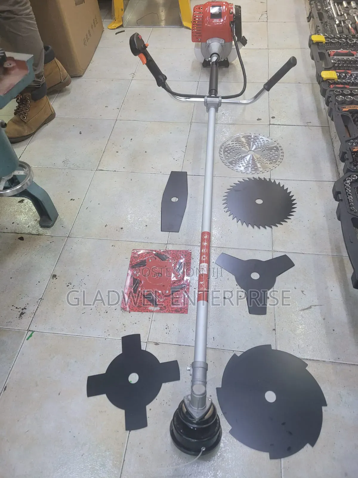 8 Brade 4 Stroke Brush Cutter
