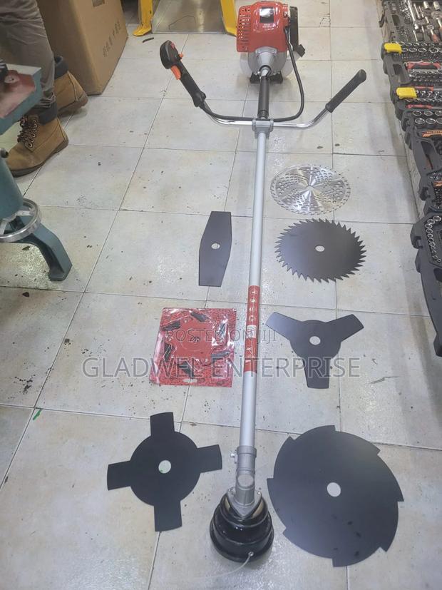 8 Brade 4 Stroke Brush Cutter - main view