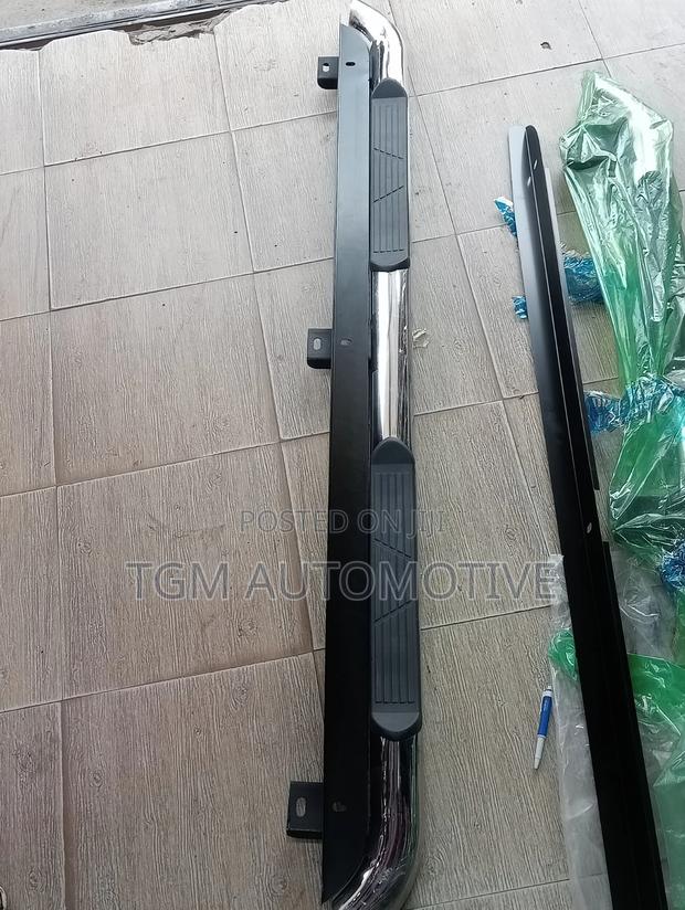 Hilux Vigo Side Steps Tube Type