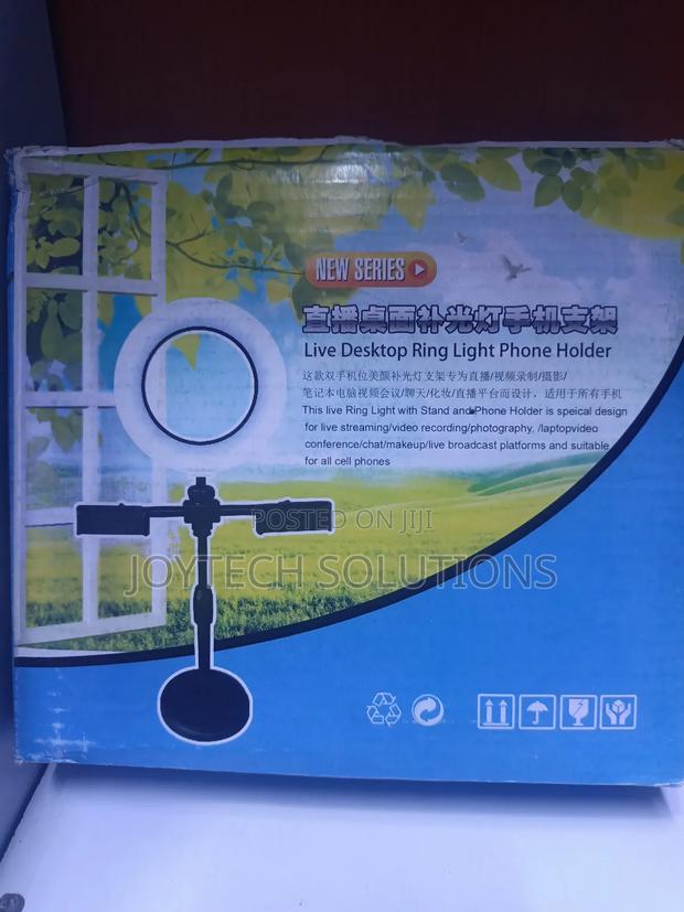 Desktop Ring Light Phone Holder - main view