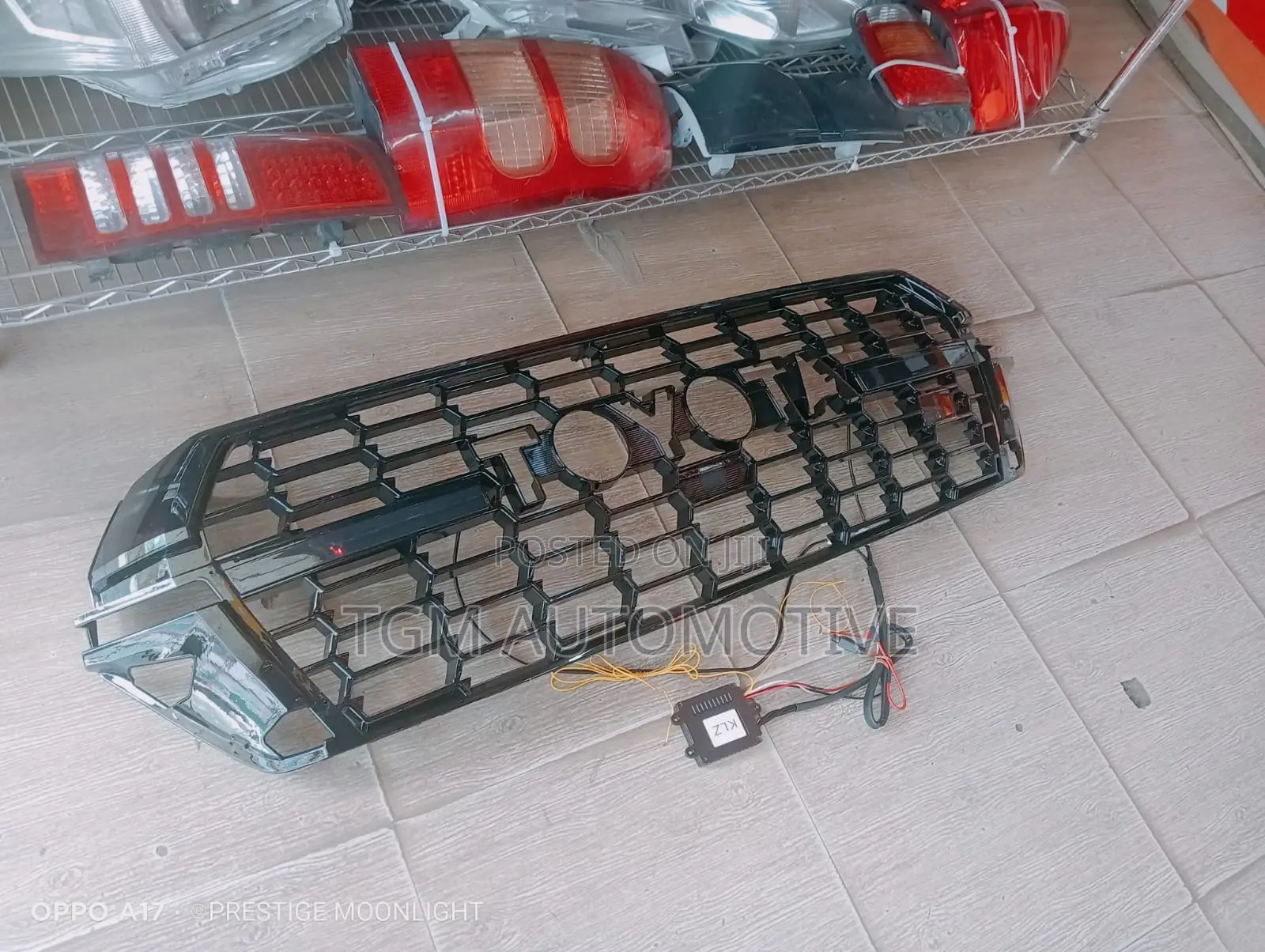 Front Grille Land Cruiser V8 With LED