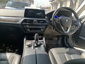 BMW 530i 2017 Silver