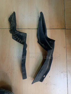 Windscreen Finisher Toyota Hilux Revo