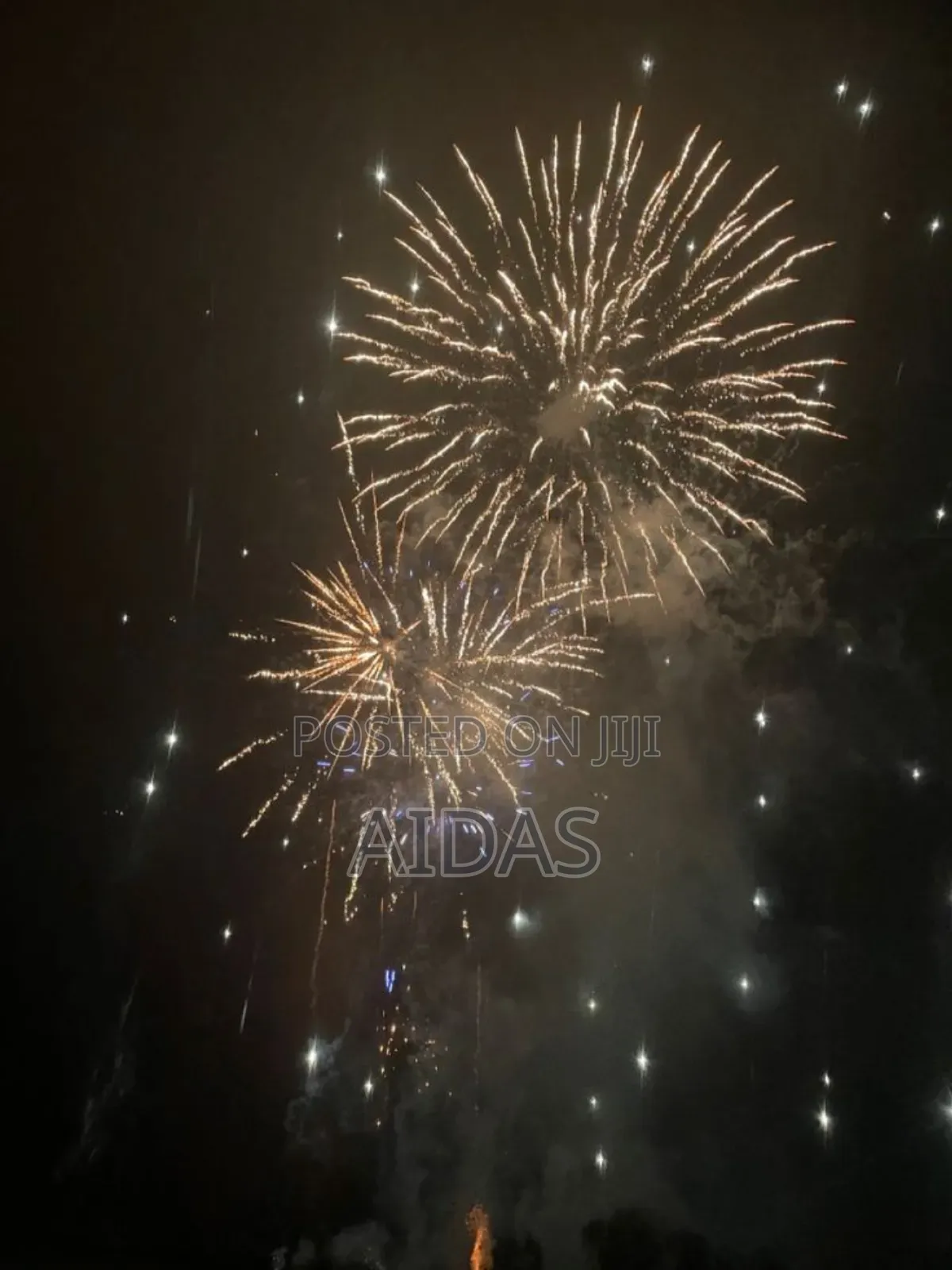 7pcs Roaring Rockets Fireworks