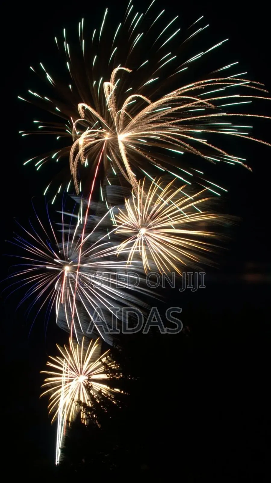 16 Shots American Glory Outdoor Fireworks