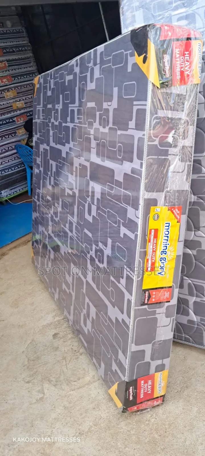 Furnished High Density Mattresses 5by6 8inch Thick.