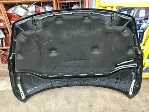 Bonnet Volvo S60