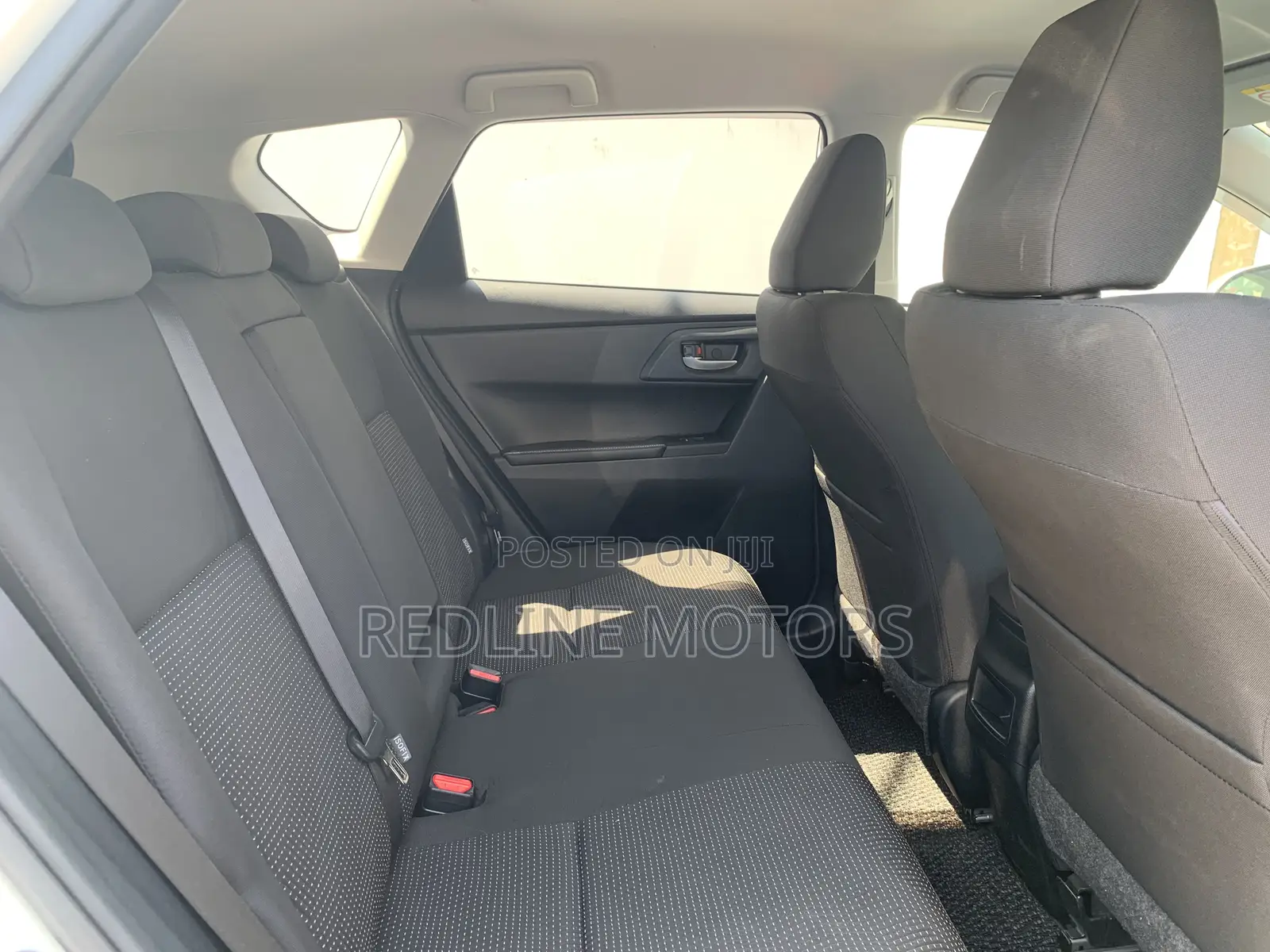 Toyota Auris 2017 Off white
