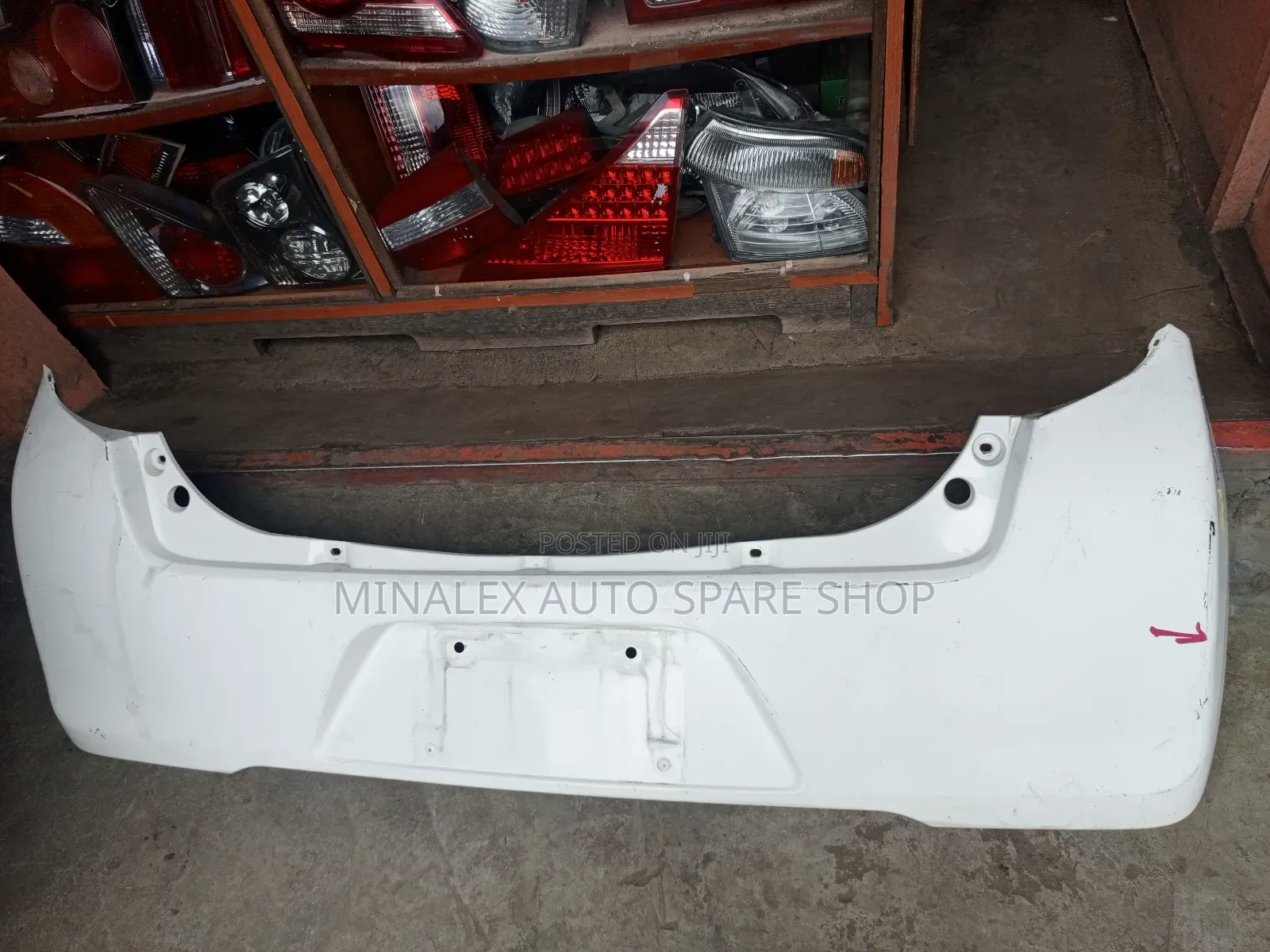 Daihatsu Mira Eis Ex-Japan Rear Bumper