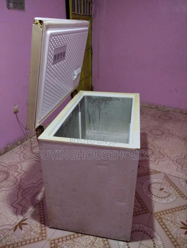 Ramtons 310L Chest Deep Freezer - thumbnail 2