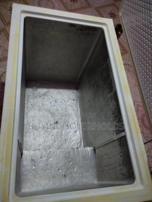Ramtons 310L Chest Deep Freezer - thumbnail 5
