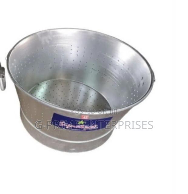 Signature Aluminum Colander - thumbnail 3