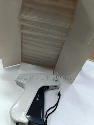Tagging Gun Plus Tagging Pins - thumbnail 2