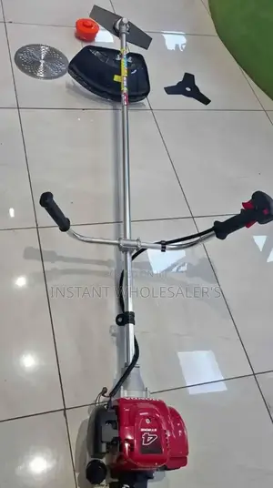4 Stroke Commercial Brush Cutters