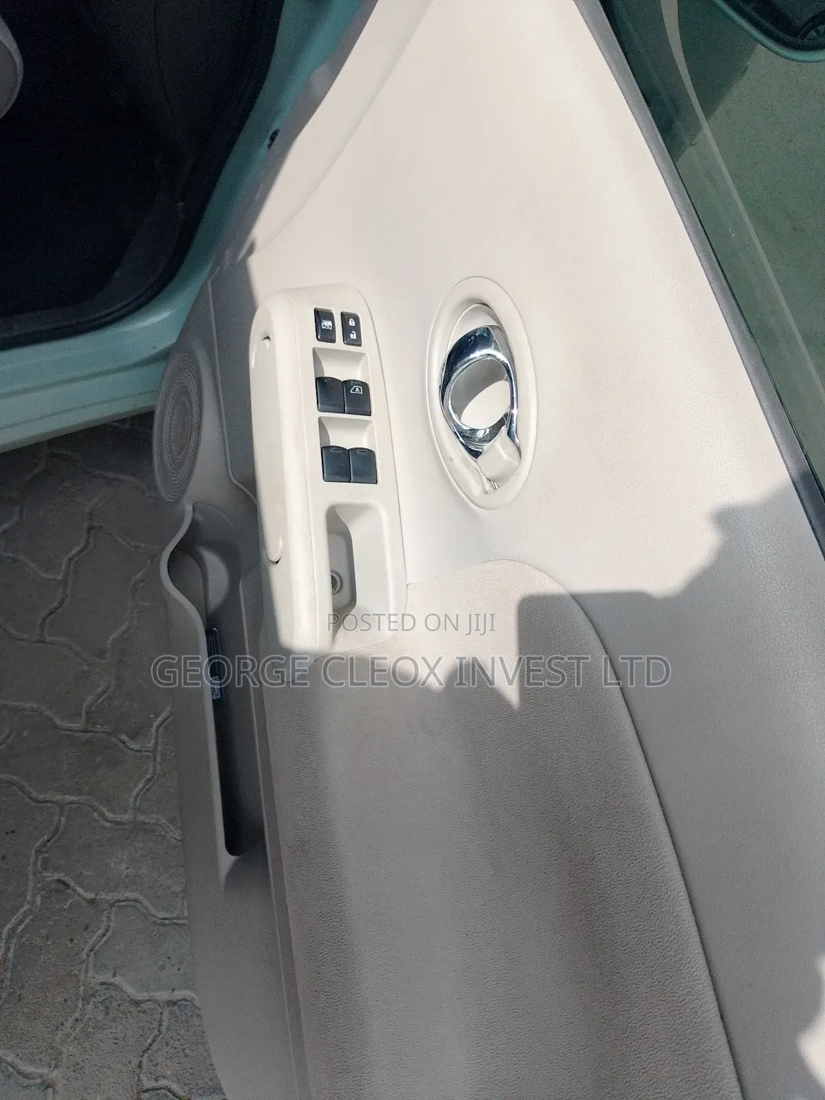 Nissan Cube 2016 Ivory