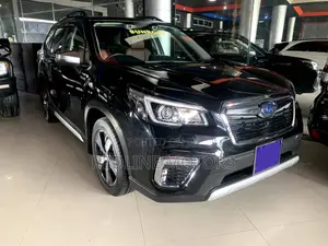 Subaru Forester Premium AWD 2019 Black