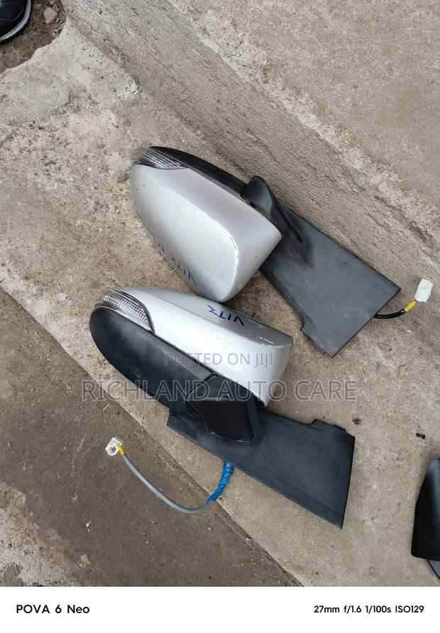 Vitz 2012 Side Mirror - thumbnail 4