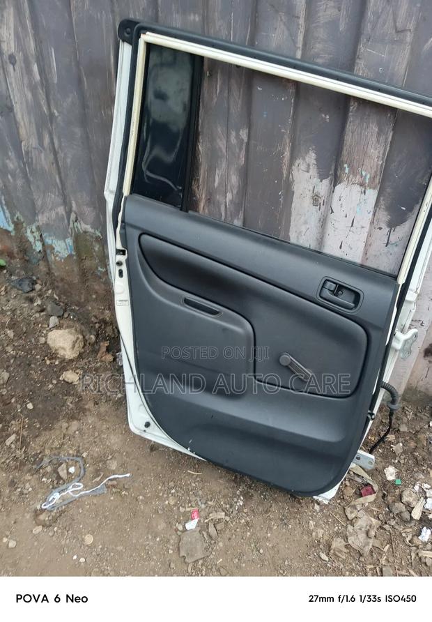Probox Rear Left Door Manual - thumbnail 4
