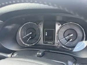 Toyota Hilux 2021 Gray