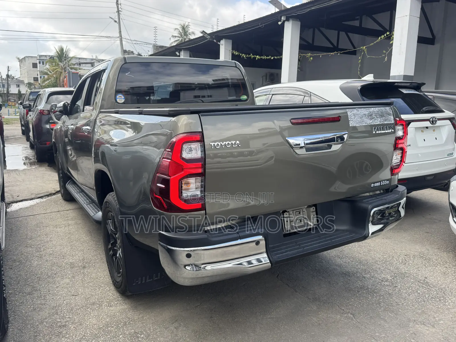 Toyota Hilux 2021 Gray
