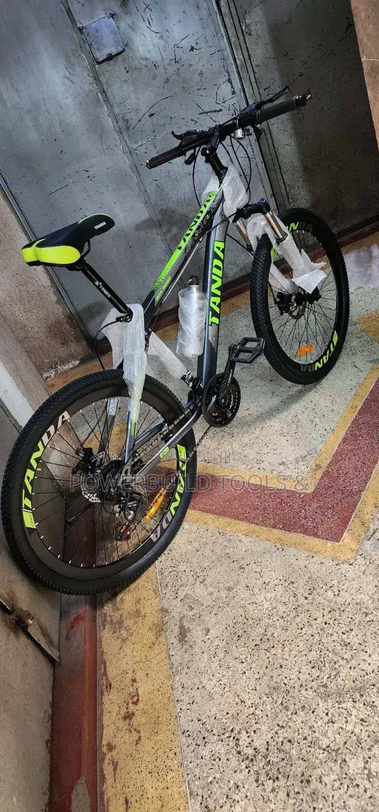 Brand New Tanda Bike Size 26