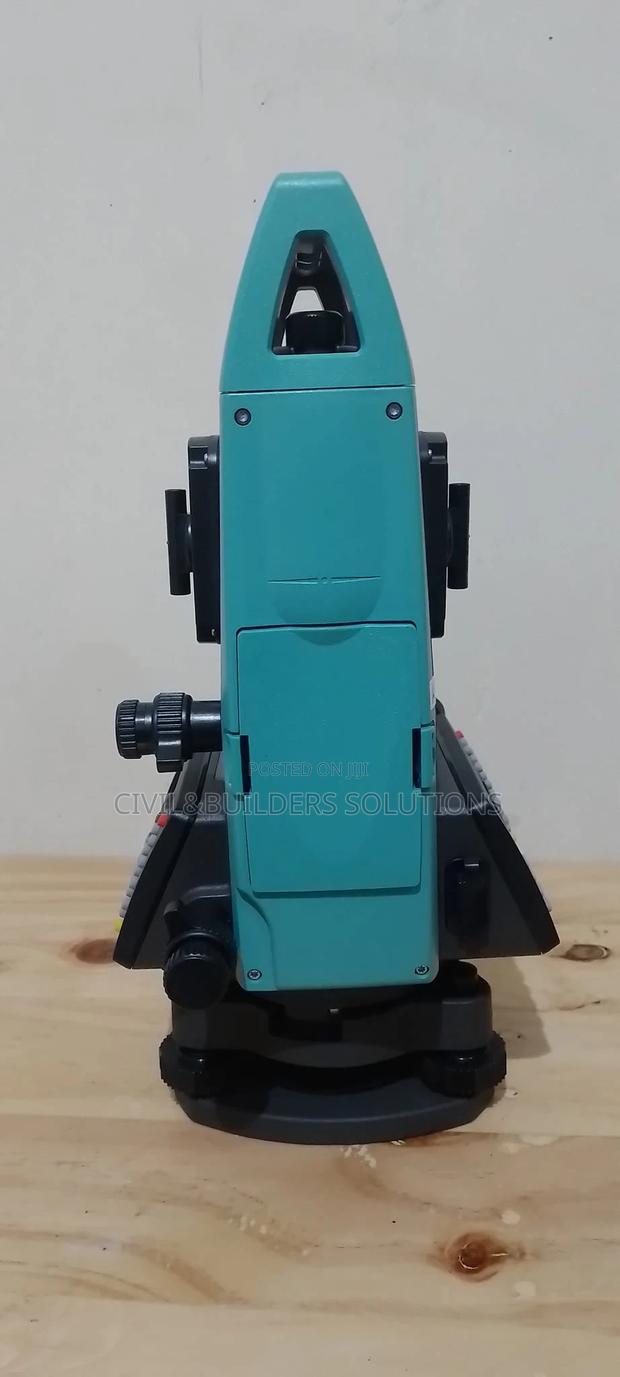 Automatic Leveling Total Station - main view