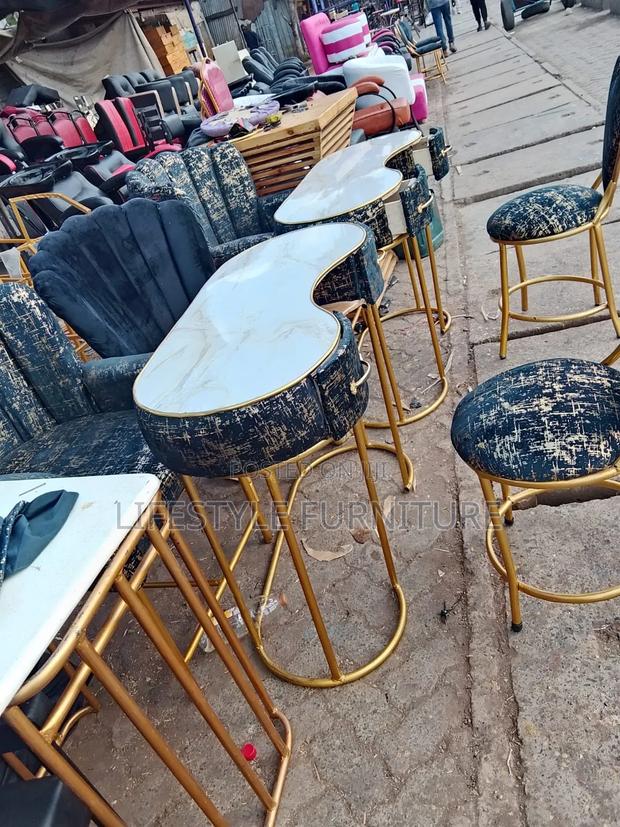 Nails Table - main view