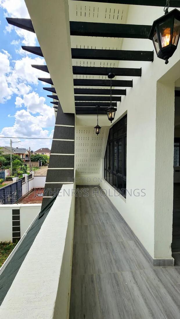 4bdrm House in Membley Estate for sale - thumbnail 8